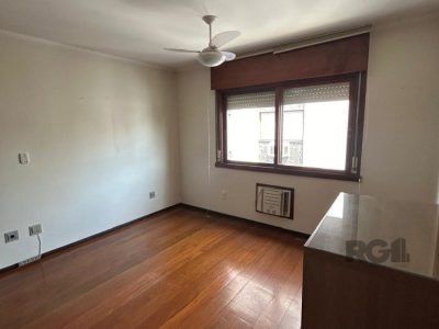 Apartamento à venda com 161m², 3 quartos, 1 suíte, 1 vaga no bairro Menino Deus em Porto Alegre - Foto 23