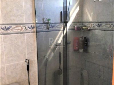 Apartamento à venda com 68m², 3 quartos, 1 suíte, 1 vaga no bairro Menino Deus em Porto Alegre - Foto 18