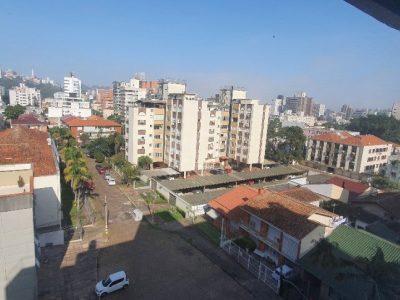 Cobertura à venda com 249m², 3 quartos, 2 suítes, 2 vagas no bairro Menino Deus em Porto Alegre - Foto 2