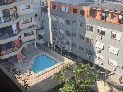 Cobertura à venda com 249m², 3 quartos, 2 suítes, 2 vagas no bairro Menino Deus em Porto Alegre - Foto 7