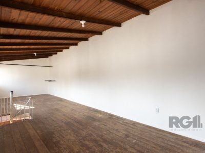 Casa à venda com 337m², 3 quartos, 1 suíte, 3 vagas no bairro Cristal em Porto Alegre - Foto 53