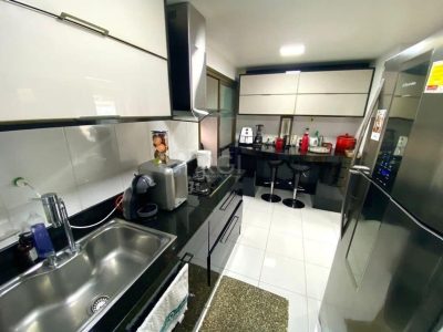 Apartamento à venda com 120m², 3 quartos, 2 vagas no bairro Higienópolis em Porto Alegre - Foto 4