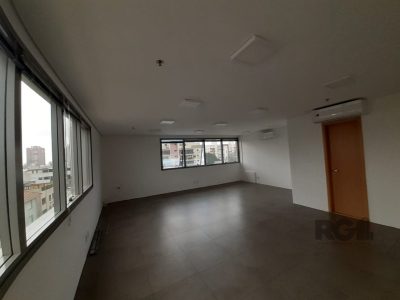 Conjunto/Sala à venda no bairro Menino Deus em Porto Alegre - Foto 3