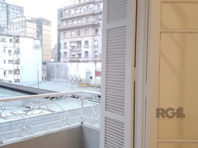 Apartamento à venda com 102m², 3 quartos no bairro Centro Histórico em Porto Alegre - Foto 3