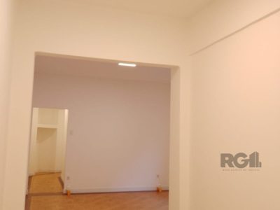 Apartamento à venda com 102m², 3 quartos no bairro Centro Histórico em Porto Alegre - Foto 12