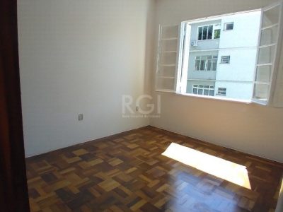 Apartamento à venda com 101m², 3 quartos, 1 suíte no bairro Moinhos de Vento em Porto Alegre - Foto 6