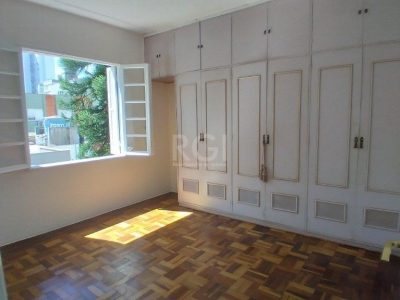 Apartamento à venda com 101m², 3 quartos, 1 suíte no bairro Moinhos de Vento em Porto Alegre - Foto 7