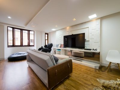 Casa Condominio à venda com 182m², 3 quartos, 1 suíte, 2 vagas no bairro Cristal em Porto Alegre - Foto 10