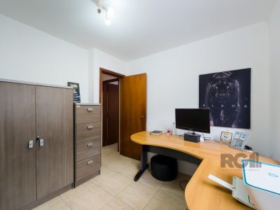 Casa Condominio à venda com 182m², 3 quartos, 1 suíte, 2 vagas no bairro Cristal em Porto Alegre - Foto 24