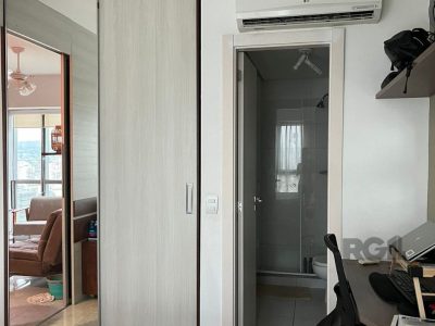 Apartamento à venda com 39m², 1 quarto, 1 suíte, 1 vaga no bairro Praia de Belas em Porto Alegre - Foto 19