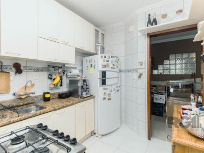 Apartamento à venda com 138m², 3 quartos, 1 suíte, 1 vaga no bairro Cristal em Porto Alegre - Foto 7