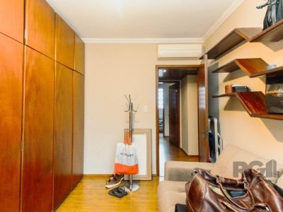 Apartamento à venda com 138m², 3 quartos, 1 suíte, 1 vaga no bairro Cristal em Porto Alegre - Foto 14