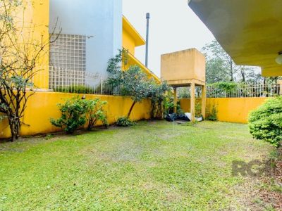 Apartamento à venda com 138m², 3 quartos, 1 suíte, 1 vaga no bairro Cristal em Porto Alegre - Foto 2