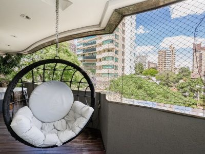 Apartamento à venda com 283m², 3 quartos, 3 suítes, 2 vagas no bairro Auxiliadora em Porto Alegre - Foto 16