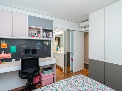 Apartamento à venda com 283m², 3 quartos, 3 suítes, 2 vagas no bairro Auxiliadora em Porto Alegre - Foto 33