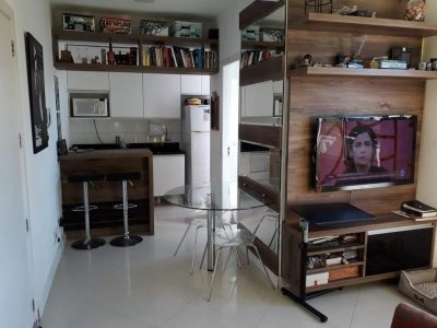 Apartamento à venda com 30m², 1 quarto, 1 suíte no bairro Centro Histórico em Porto Alegre - Foto 2