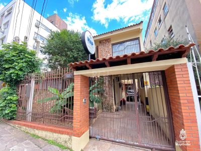 Casa à venda com 347m², 5 quartos, 2 suítes, 3 vagas no bairro São João em Porto Alegre - Foto 9