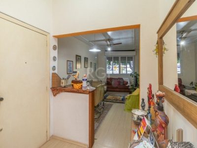 Apartamento à venda com 75m², 3 quartos no bairro Moinhos de Vento em Porto Alegre - Foto 4