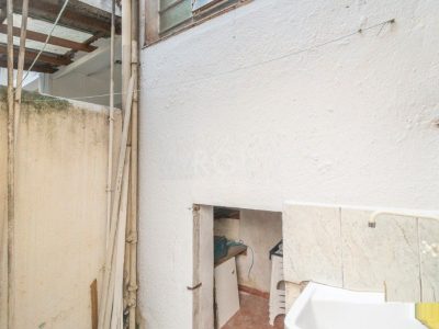 Apartamento à venda com 75m², 3 quartos no bairro Moinhos de Vento em Porto Alegre - Foto 17