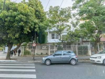 Apartamento à venda com 75m², 3 quartos no bairro Moinhos de Vento em Porto Alegre - Foto 20