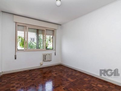 Apartamento à venda com 107m², 2 quartos, 1 suíte, 1 vaga no bairro Auxiliadora em Porto Alegre - Foto 5