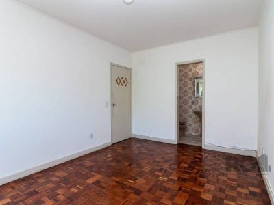 Apartamento à venda com 107m², 2 quartos, 1 suíte, 1 vaga no bairro Auxiliadora em Porto Alegre - Foto 6