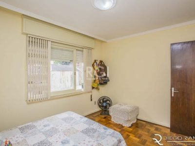 Apartamento à venda com 131m², 3 quartos, 1 suíte, 1 vaga no bairro Menino Deus em Porto Alegre - Foto 2