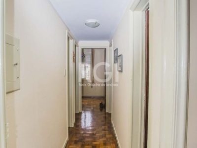 Apartamento à venda com 131m², 3 quartos, 1 suíte, 1 vaga no bairro Menino Deus em Porto Alegre - Foto 17