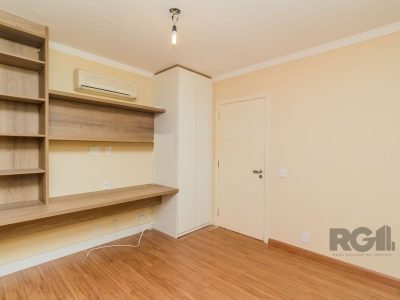 Apartamento à venda com 197m², 3 quartos, 1 suíte, 2 vagas no bairro Auxiliadora em Porto Alegre - Foto 10