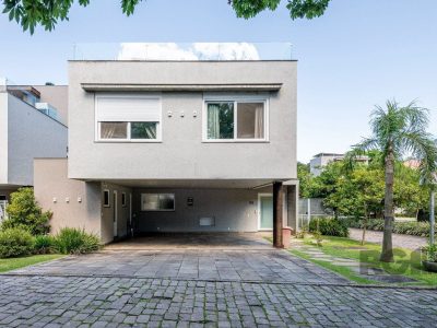 Casa Condominio à venda com 513m², 3 quartos, 3 suítes, 4 vagas no bairro Tristeza em Porto Alegre - Foto 2