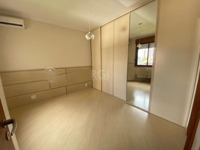 Apartamento à venda com 92m², 3 quartos, 1 suíte, 2 vagas no bairro Petrópolis em Porto Alegre - Foto 13