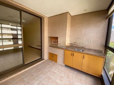 Apartamento à venda com 92m², 3 quartos, 1 suíte, 2 vagas no bairro Petrópolis em Porto Alegre - Foto 4