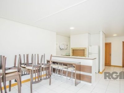 Apartamento à venda com 67m², 2 quartos, 1 suíte, 1 vaga no bairro Petrópolis em Porto Alegre - Foto 14