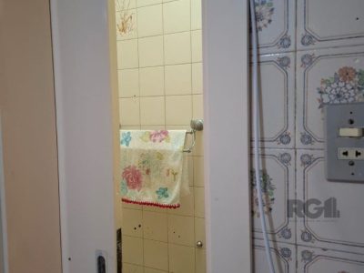 Apartamento à venda com 112m², 3 quartos, 1 suíte no bairro Floresta em Porto Alegre - Foto 7