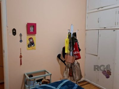 Apartamento à venda com 112m², 3 quartos, 1 suíte no bairro Floresta em Porto Alegre - Foto 8