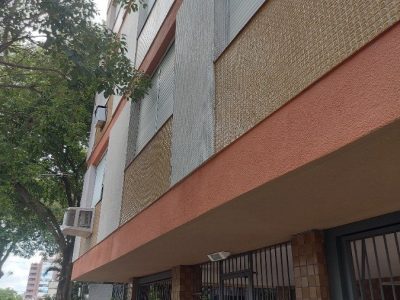 Apartamento à venda com 109m², 3 quartos, 1 suíte, 2 vagas no bairro Rio Branco em Porto Alegre - Foto 2