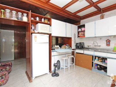 Casa à venda com 180m², 4 quartos, 3 vagas no bairro Ipanema em Porto Alegre - Foto 10