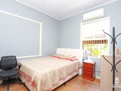 Casa à venda com 180m², 4 quartos, 3 vagas no bairro Ipanema em Porto Alegre - Foto 14