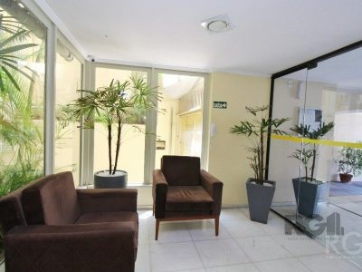 Apartamento à venda com 73m², 2 quartos, 1 vaga no bairro Cidade Baixa em Porto Alegre - Foto 2