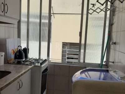 Apartamento à venda com 57m², 2 quartos no bairro Menino Deus em Porto Alegre - Foto 6