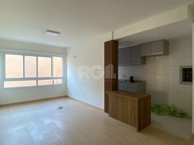 Apartamento à venda com 80m², 3 quartos, 1 suíte, 1 vaga no bairro Cidade Baixa em Porto Alegre - Foto 3