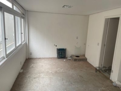 Conjunto/Sala à venda com 70m² no bairro Moinhos de Vento em Porto Alegre - Foto 2