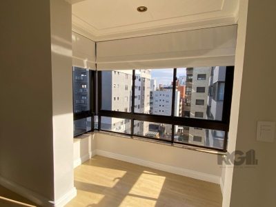 Cobertura à venda com 358m², 3 quartos, 2 suítes, 3 vagas no bairro Bela Vista em Porto Alegre - Foto 47