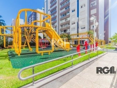 Apartamento à venda com 128m², 3 quartos, 3 suítes, 2 vagas no bairro Menino Deus em Porto Alegre - Foto 26