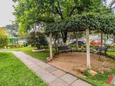 Apartamento à venda com 75m², 3 quartos no bairro Medianeira em Porto Alegre - Foto 23