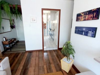 Apartamento à venda com 75m², 3 quartos no bairro Medianeira em Porto Alegre - Foto 7