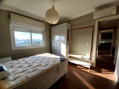 Apartamento à venda com 68m², 2 quartos, 1 suíte, 2 vagas no bairro Santana em Porto Alegre - Foto 9