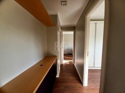 Apartamento à venda com 68m², 2 quartos, 1 suíte, 2 vagas no bairro Santana em Porto Alegre - Foto 14