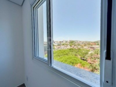 Apartamento à venda com 34m², 1 quarto, 1 vaga no bairro Petrópolis em Porto Alegre - Foto 2