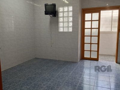 Apartamento à venda com 115m², 3 quartos, 1 suíte no bairro Petrópolis em Porto Alegre - Foto 7